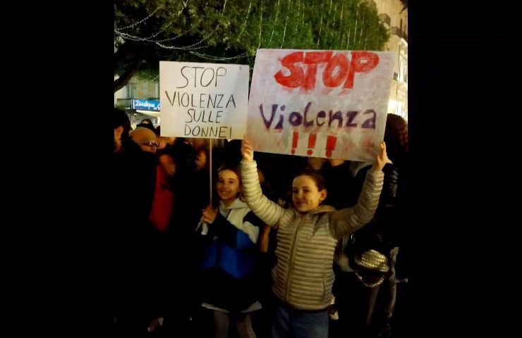 manifestazione associazioni femministe Catania