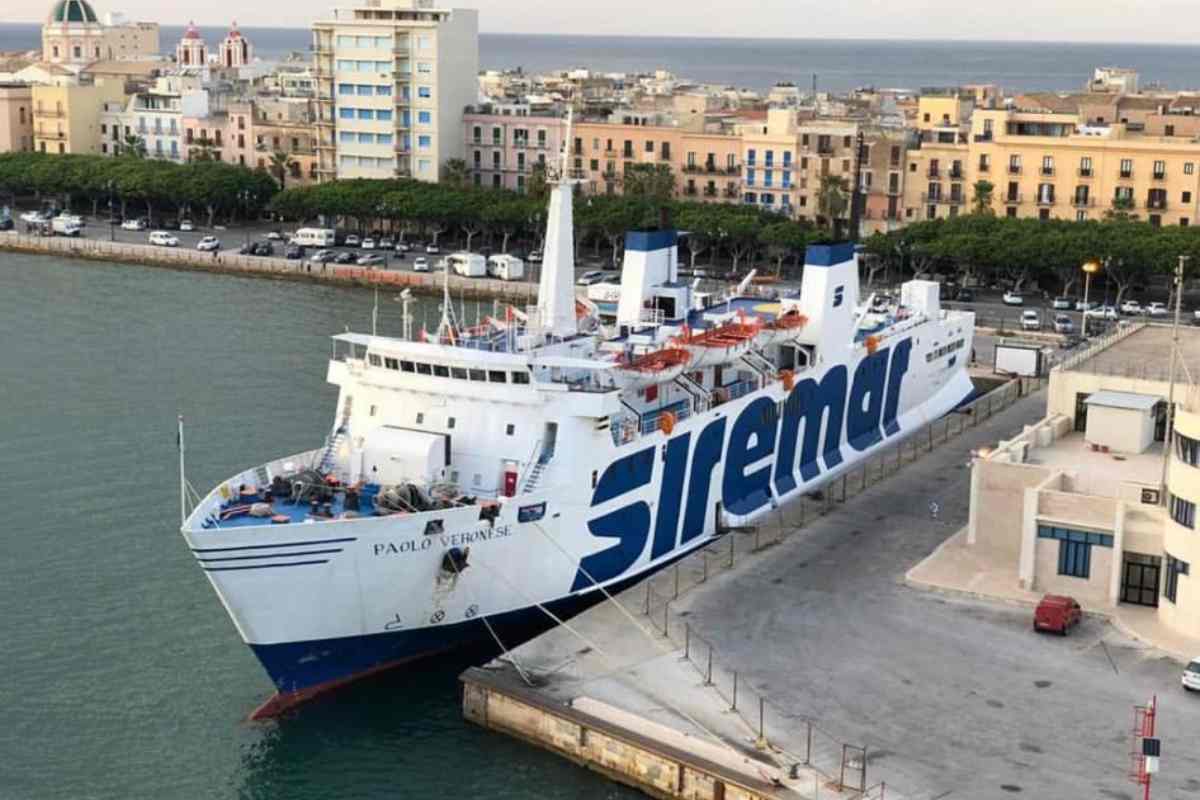 Aumento del 20% sulle tariffe dei traghetti e navi in Sicilia